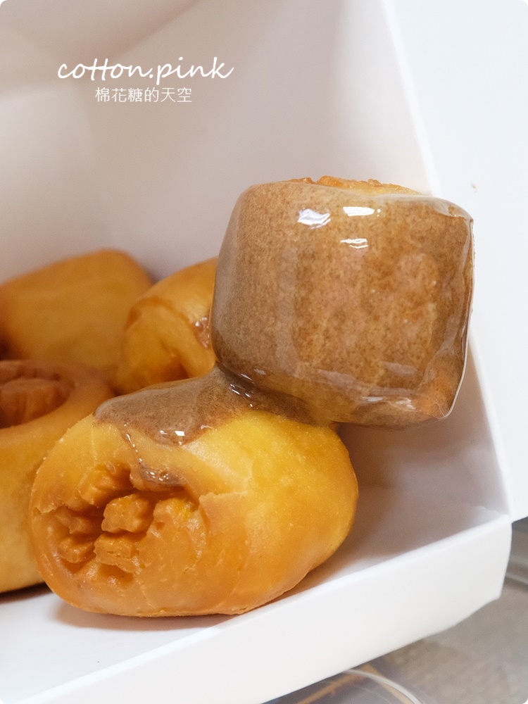 台中牛室牛排吃到飽超人氣珍珠奶茶披薩開 放外帶啦！最新鹹酥雞分享盒訂起來～