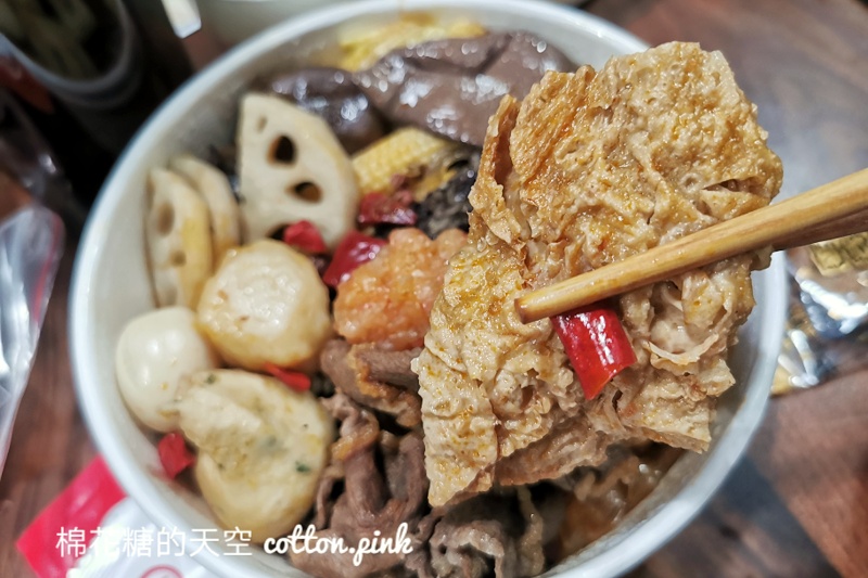海底撈麻辣乾鍋～台中這家獨家提供中！辣到你不要不要的～