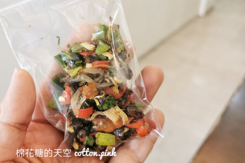 台中便當這家排骨超厚的！湘園排骨秘密武器這一味不能不加