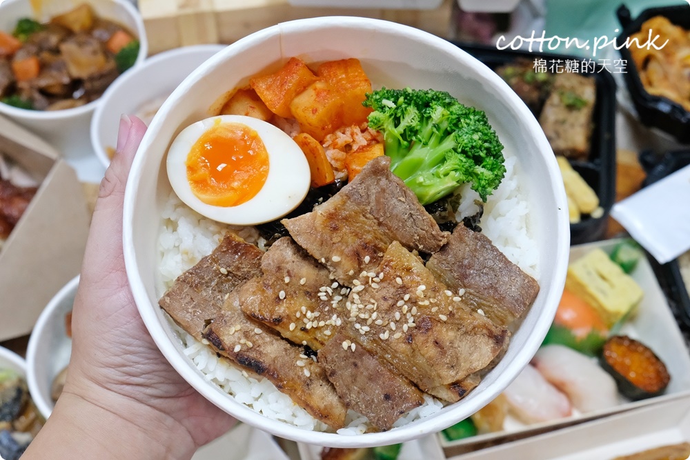 台中大遠百外帶美食懶人包一次補足～超過20家好料任你選！速利便免上樓直接一樓取餐超方便