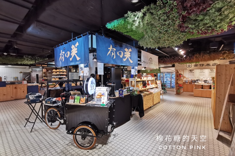 台中爆漿泡芙在藏在市場裡！有口芙菠蘿泡芙超大顆～超滿足～