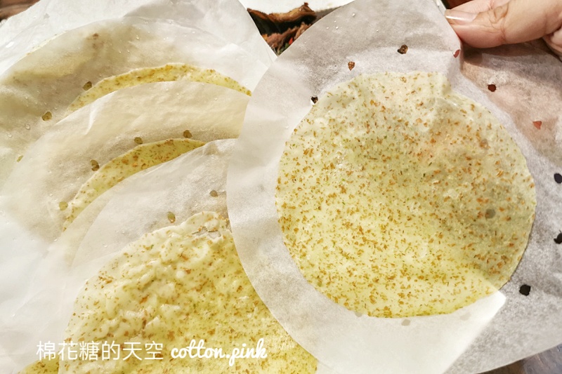 饗食天堂烤鴨三吃點起來！炒鴨架超大一盒～還有暖呼呼鴨架粥！