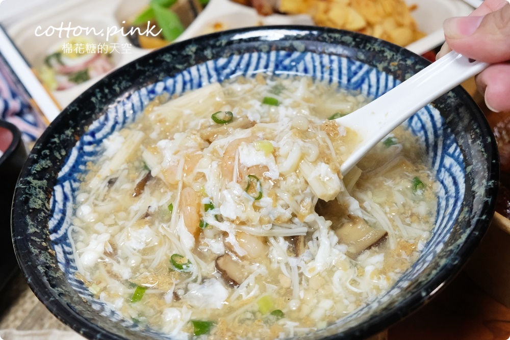 台中老店經典菜色做餐盒！新天地東區店-瀚熙軒烤鴨燒臘都可以外帶～不只喜宴平常就能吃好料喔！