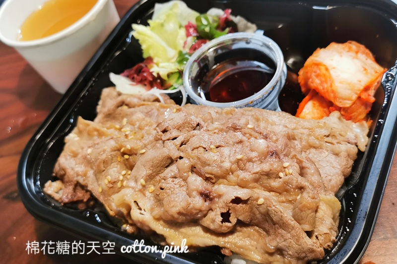 台中第一家燒肉Like開幕啦！外帶便當還有加肉版～隔壁就是添好運！