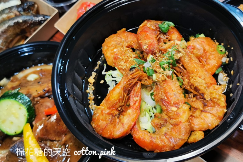 漢來海港吃到飽～自助餐券換外帶！一張晚餐卷就可以餵飽一家人～