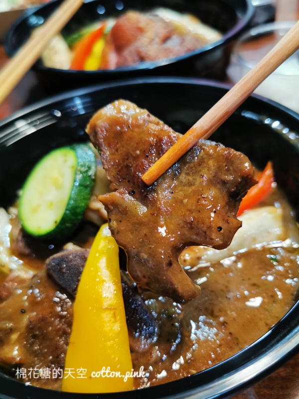 漢來海港吃到飽～自助餐券換外帶！一張晚餐卷就可以餵飽一家人～