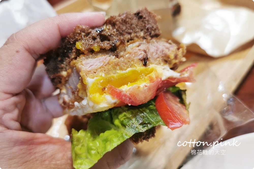 台中獨家！巨無霸肉桂捲！中秋送禮新選擇！胖子哈利還有辣椒生吐司你絕對沒吃過！