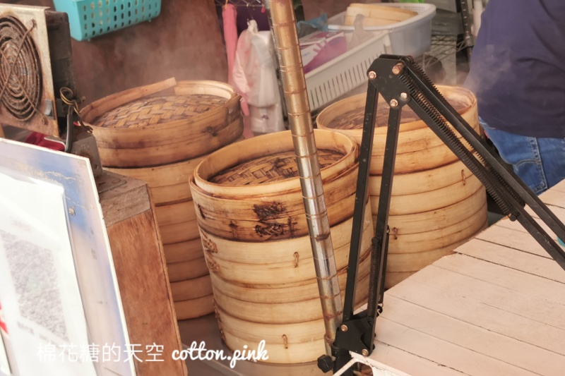 台中人氣湯包~三鮮湯包記得先預訂，蝦仁湯包整隻蝦在裡面