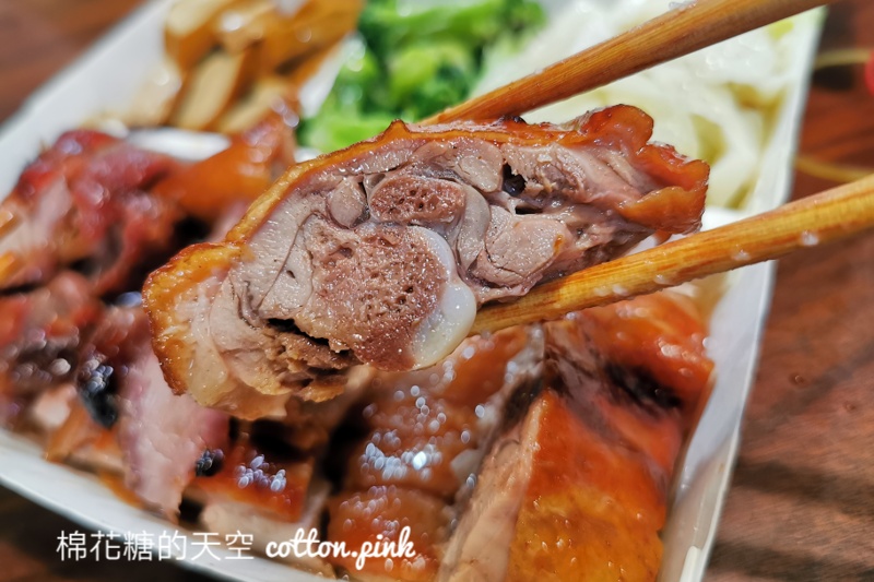 台中燒臘便當|食為大港式燒臘肉超多的啦～最新菜單價格更新
