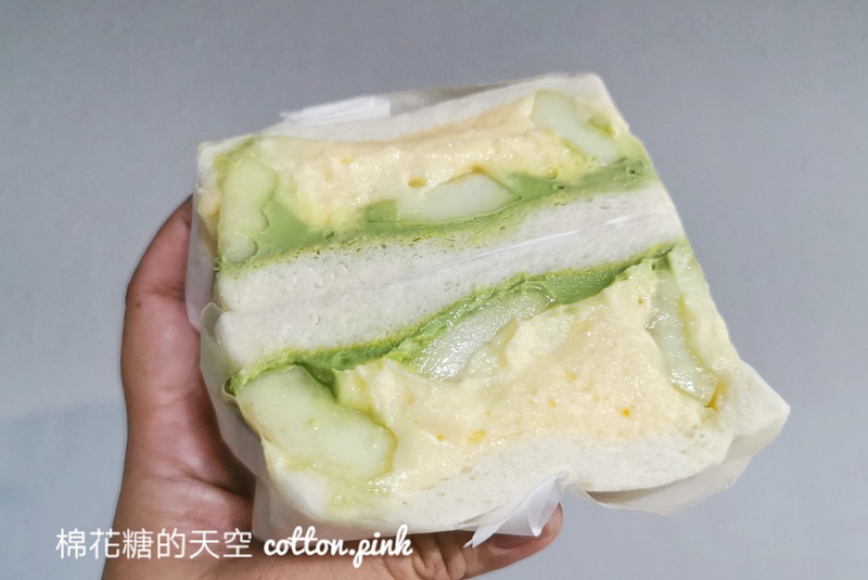 台中爆漿水果三明治-橫山在中友百貨設點啦！以後不用千里迢迢也買得到～