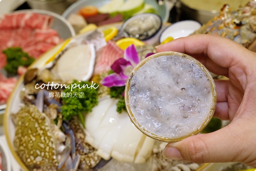 台中人氣火鍋～嗑肉石鍋最新二代店大升級！全台第一家！蔬菜、咖哩飯、霜淇淋吃到飽！