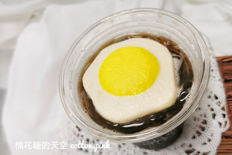 你的咖啡加蛋嗎？超可愛的荷包蛋咖啡全台7-11限量供應中