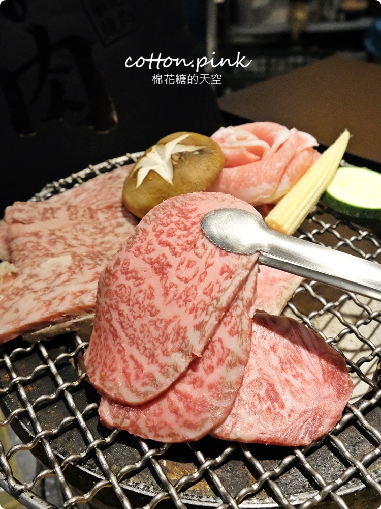 中秋禮盒奢華版～日本和牛滿出來！開盒就見肉肉花兒～想肉燒肉中秋限定禮盒送禮超有面子！