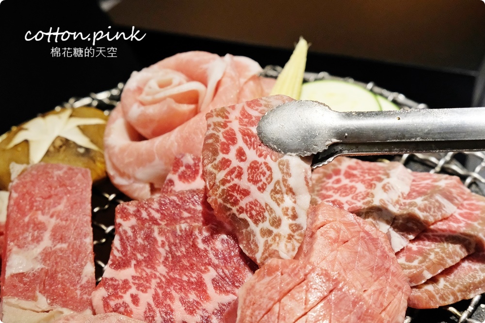 中秋禮盒奢華版～日本和牛滿出來！開盒就見肉肉花兒～想肉燒肉中秋限定禮盒送禮超有面子！