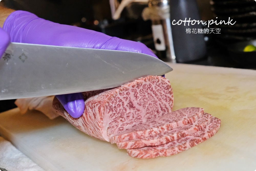 中秋禮盒奢華版～日本和牛滿出來！開盒就見肉肉花兒～想肉燒肉中秋限定禮盒送禮超有面子！