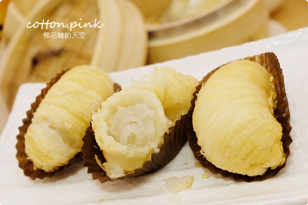 台中公益路最新純白餐廳開賣了！不葷主義冰花煎餃、三杯魷花、打拋豬肉完全吃不出來是素食阿！