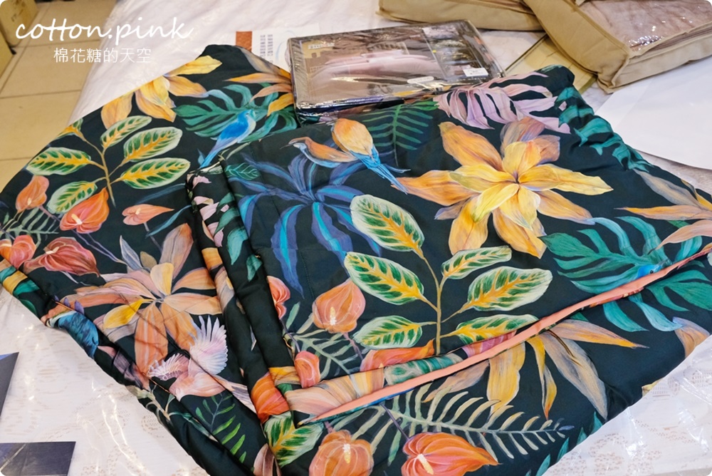 清涼一夏～多款涼被最低買一送一限時供應中！天絲、純棉寢具廠拍批發價