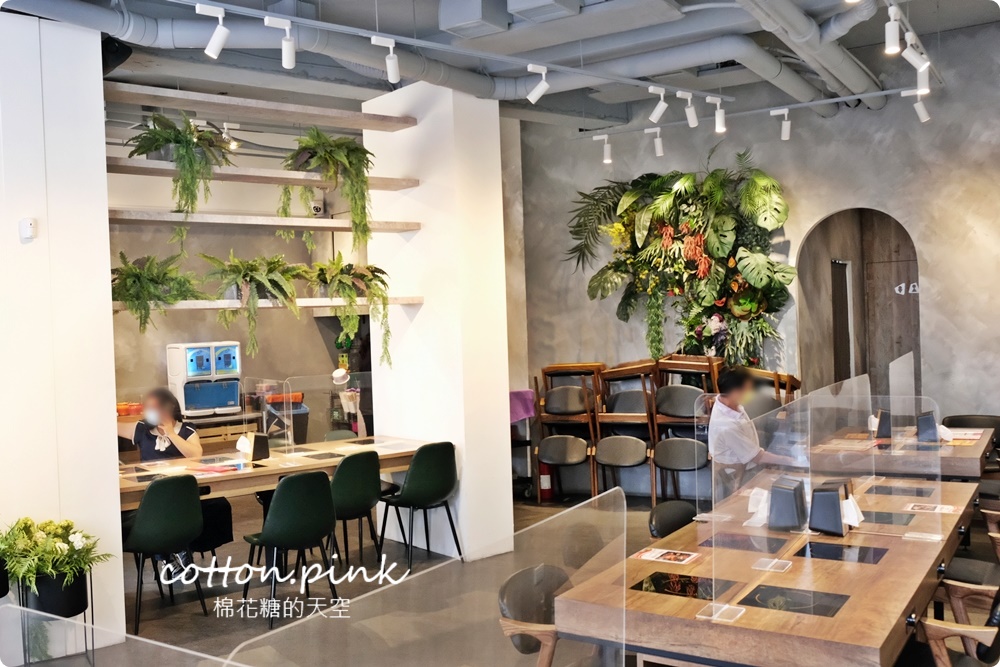 台中太平火鍋最新海鮮大餐～龍蝦帶頭共七種海鮮還有哈根達斯做甜點！大推上尚坊燒酒鍋、麻奶鍋湯底