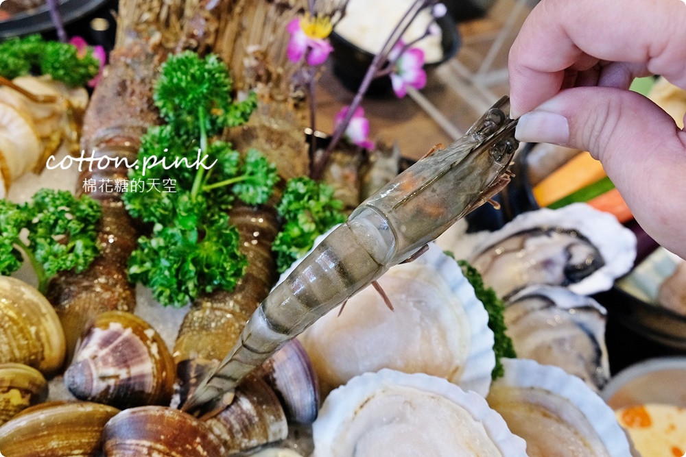 台中太平火鍋最新海鮮大餐～龍蝦帶頭共七種海鮮還有哈根達斯做甜點！大推上尚坊燒酒鍋、麻奶鍋湯底