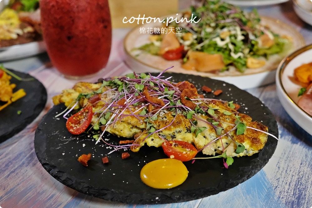 挑戰草悟道最長營業時間！Rainbow bistro從早午餐吃到宵夜場都有牛排可以點