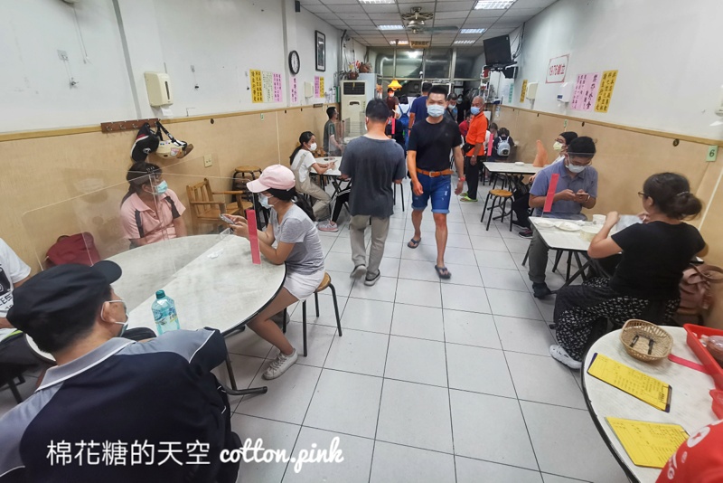 東勢美食這家超人氣-盛東餃子館不只要做好排隊準備…也要做好買不到的準備