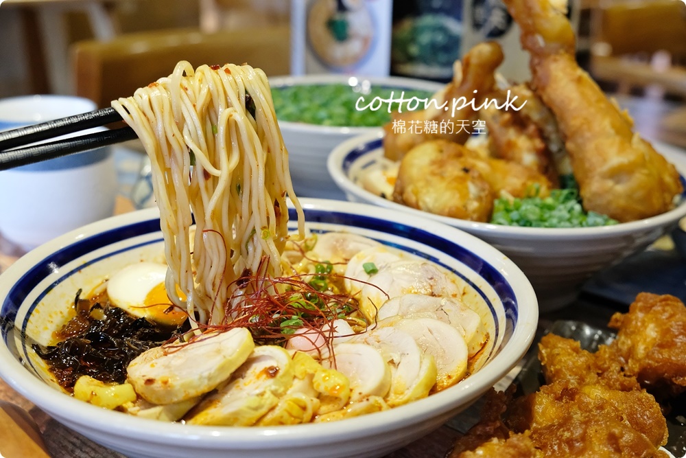 台中只有一家！超狂田雞腿拉麵每日限量供應中！山禾堂拉麵多種湯底吃不膩～