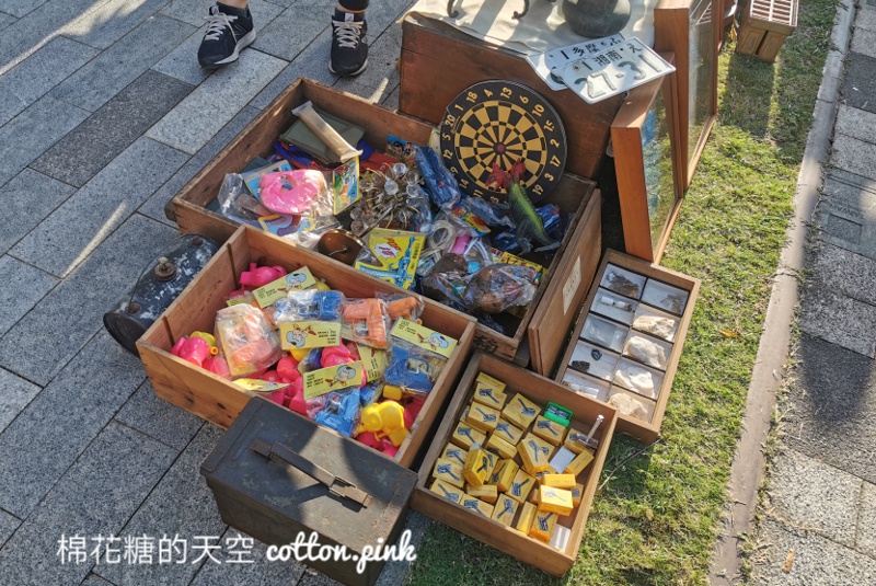 台中舊物市集這次很特別～就在舊鐵道上！只有兩週～把握時間喔！