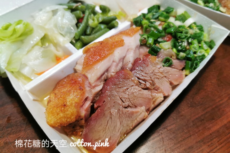 台中燒臘便當推薦|香港京華燒臘便當超大盒~肉量澎湃一吃難忘 台中燒臘便當推薦|香港京華燒臘便當超大盒~肉量澎湃一吃難忘