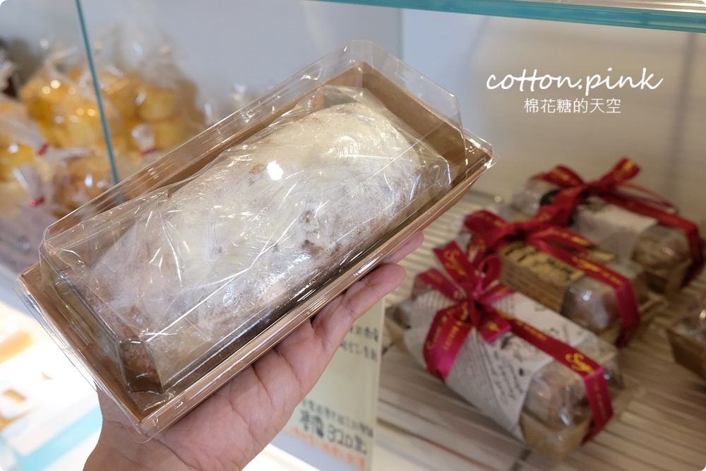 台中麵包推薦|冬季限定黃金麵包、夢幻草莓生乳包糖印限時供應中～少見第五種乳酪更勝巴斯克！