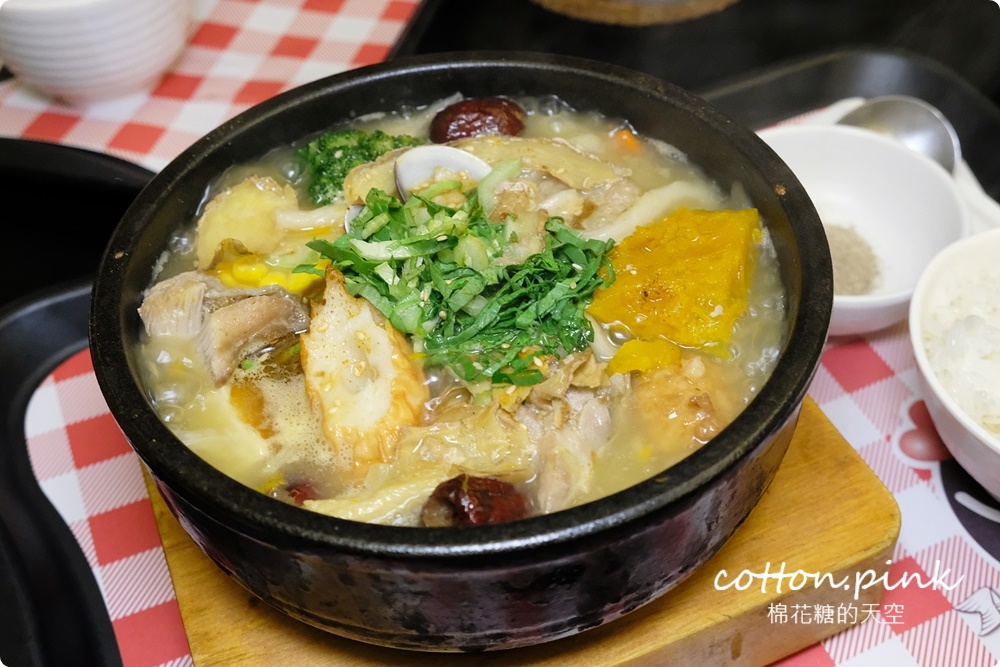 台中最好吃的咖哩飯！16年的人氣老牌咖哩飯最新菜單選擇超多！MR.38不只有咖哩飯～冬季限定麻油雞鍋超好料！
