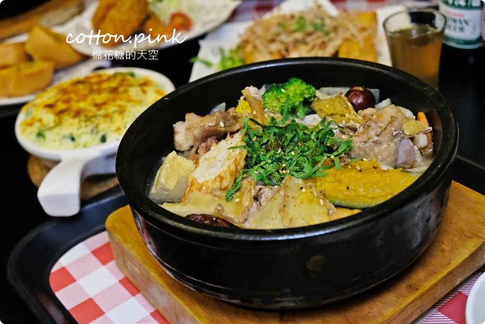 台中最好吃的咖哩飯！16年的人氣老牌咖哩飯最新菜單選擇超多！MR.38不只有咖哩飯～冬季限定麻油雞鍋超好料！