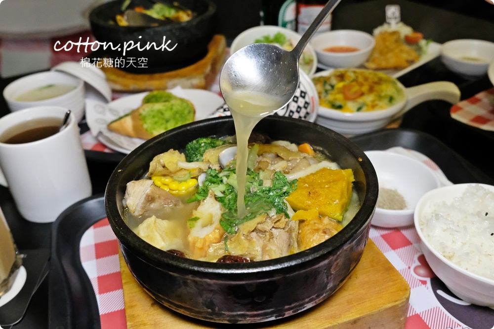 台中最好吃的咖哩飯！16年的人氣老牌咖哩飯最新菜單選擇超多！MR.38不只有咖哩飯～冬季限定麻油雞鍋超好料！