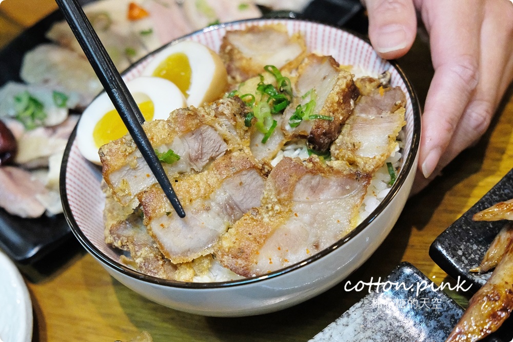 台中就是狂！汽車修配廠變身宵夜居酒屋～小小麥即將說掰掰