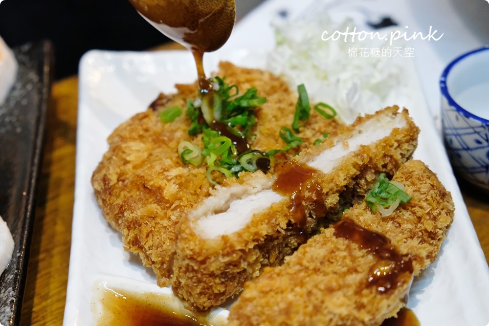台中就是狂！汽車修配廠變身宵夜居酒屋～小小麥即將說掰掰