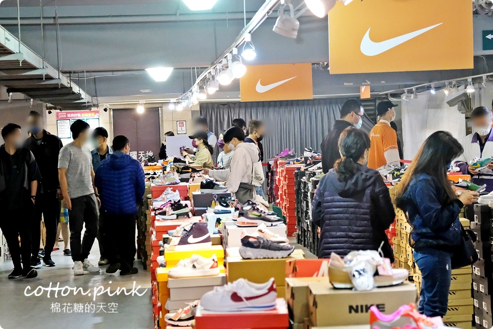 年底最強檔！日曜天地NIKE年終出清，萬雙鞋款、品牌服飾990元起，加碼滿千再折百，跨年前衝一波！