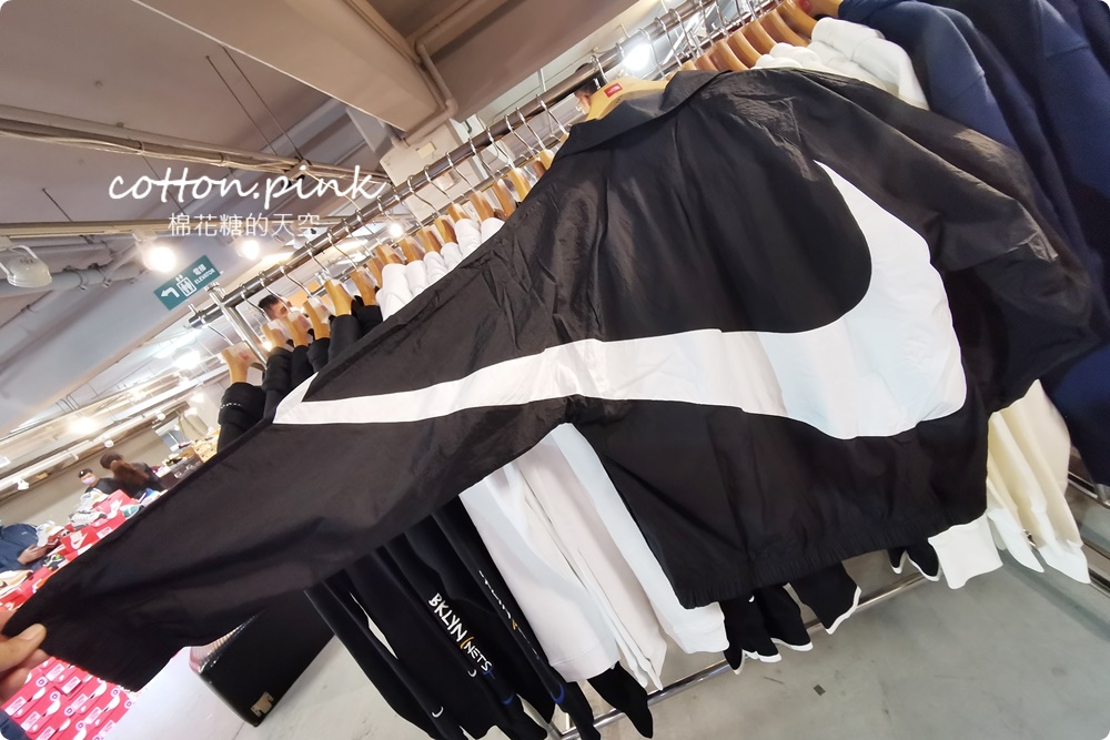 年底最強檔！日曜天地NIKE年終出清，萬雙鞋款、品牌服飾990元起，加碼滿千再折百，跨年前衝一波！