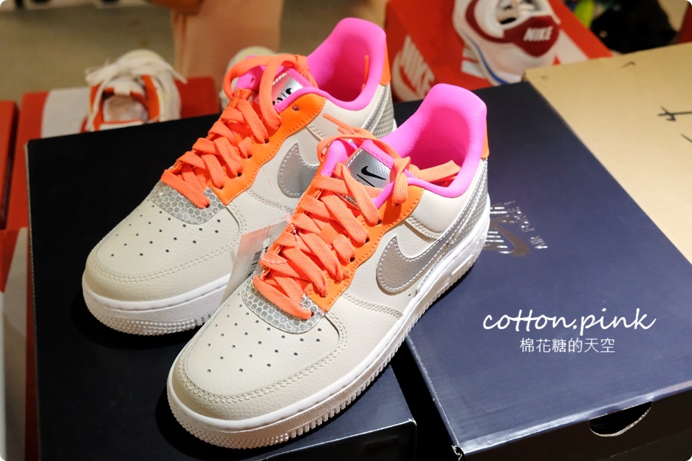 年底最強檔！日曜天地NIKE年終出清，萬雙鞋款、品牌服飾990元起，加碼滿千再折百，跨年前衝一波！