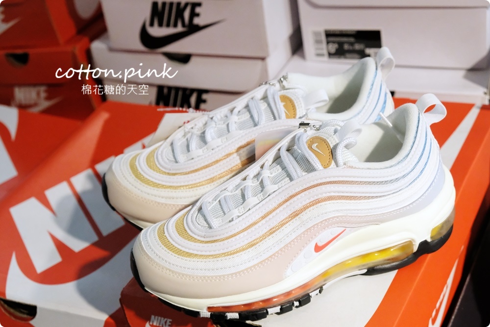 年底最強檔！日曜天地NIKE年終出清，萬雙鞋款、品牌服飾990元起，加碼滿千再折百，跨年前衝一波！