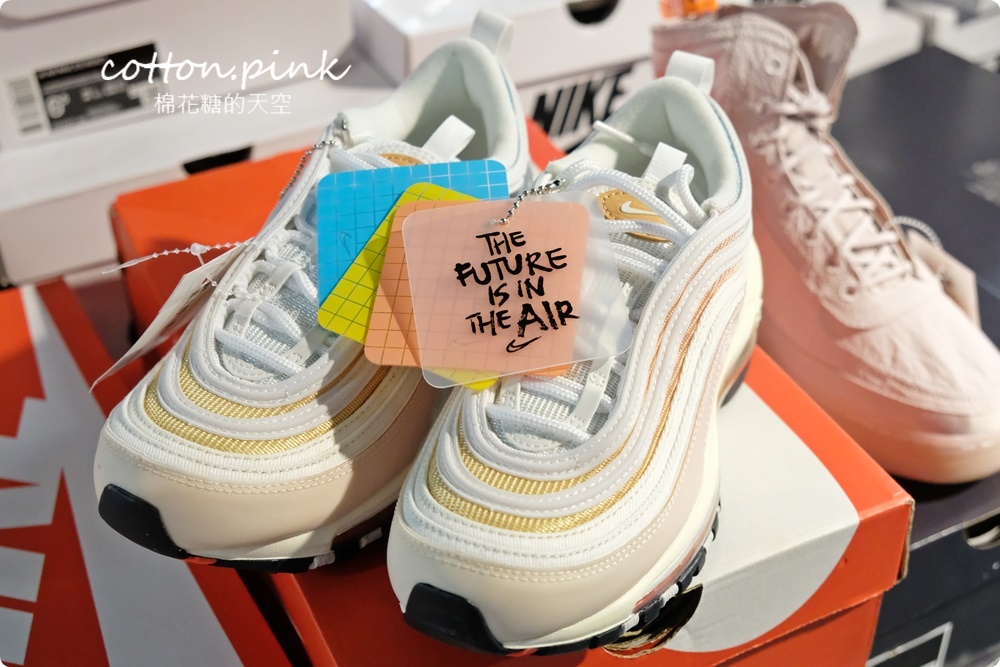 年底最強檔！日曜天地NIKE年終出清，萬雙鞋款、品牌服飾990元起，加碼滿千再折百，跨年前衝一波！