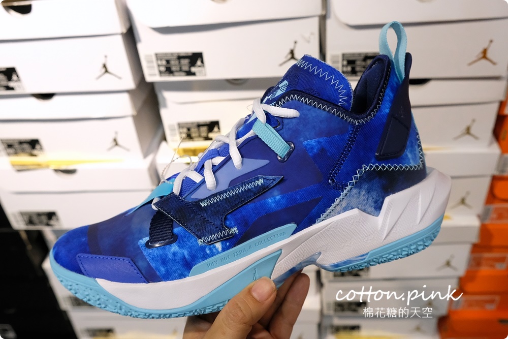 年底最強檔！日曜天地NIKE年終出清，萬雙鞋款、品牌服飾990元起，加碼滿千再折百，跨年前衝一波！