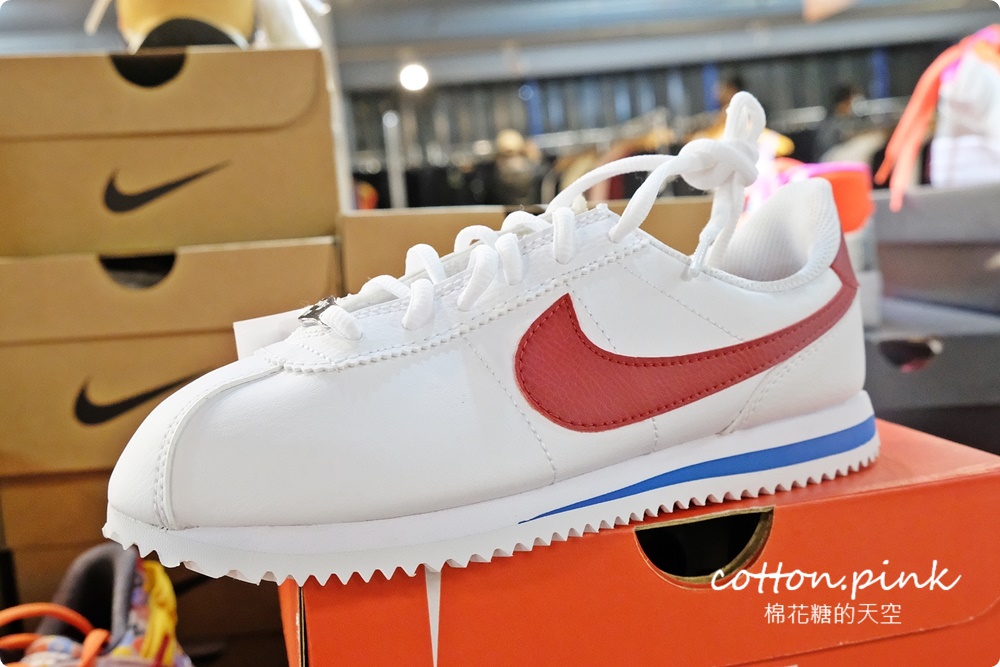 年底最強檔！日曜天地NIKE年終出清，萬雙鞋款、品牌服飾990元起，加碼滿千再折百，跨年前衝一波！