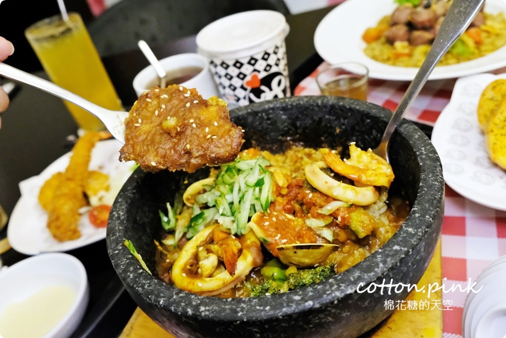 台中最好吃的咖哩飯！16年的人氣老牌咖哩飯最新菜單選擇超多！MR.38不只有咖哩飯～冬季限定麻油雞鍋超好料！
