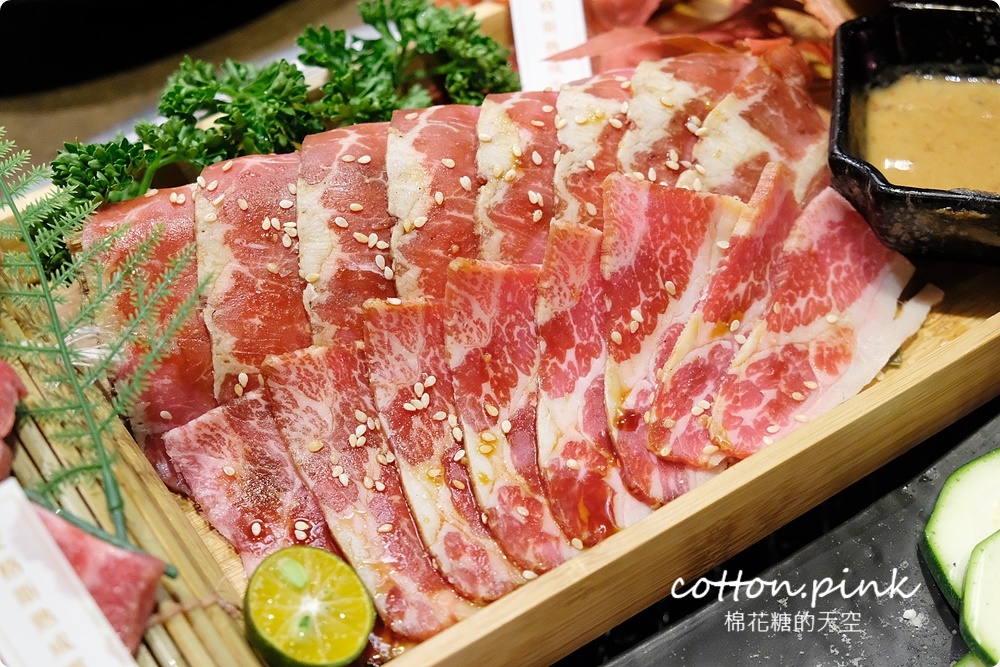 台中約會餐廳推這家！龍門燒肉雙人套餐五種肉肉超澎派～粉絲再送海鮮煎餅唐揚炸雞二選一