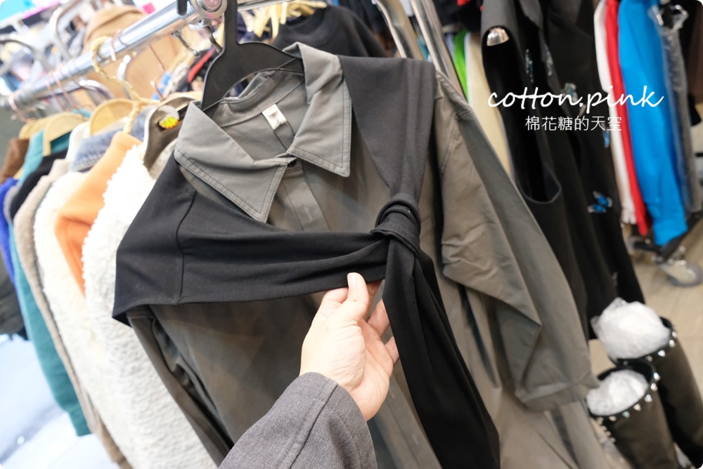 台中天津路隱藏版寶庫!沒有地標、粉絲團~多款外套、保暖衣~外單優質服飾平價供應 台中天津路隱藏版寶庫!沒有地標、粉絲團~多款外套、保暖衣~外單優質服飾平價供應