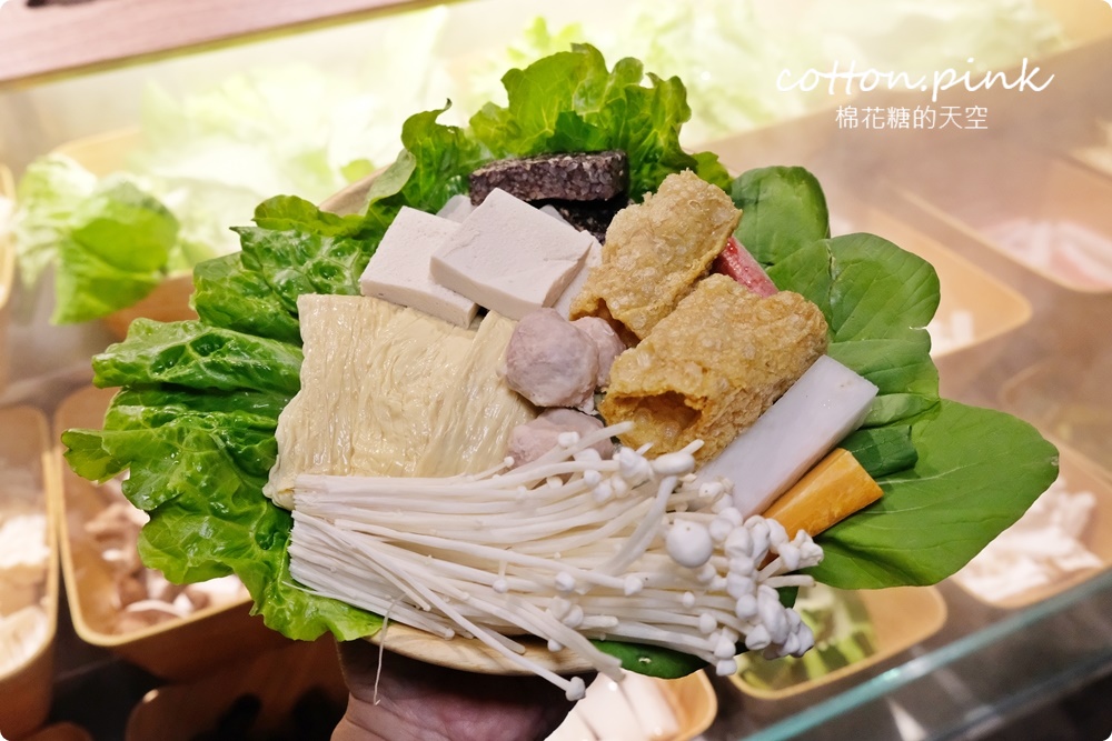 台中火鍋這家青菜吃到飽超澎湃！論石間鍋物最新分店就在國美館綠園道上