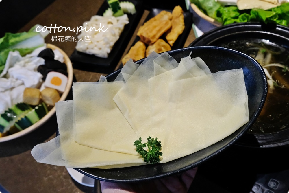 台中火鍋這家青菜吃到飽超澎湃！論石間鍋物最新分店就在國美館綠園道上