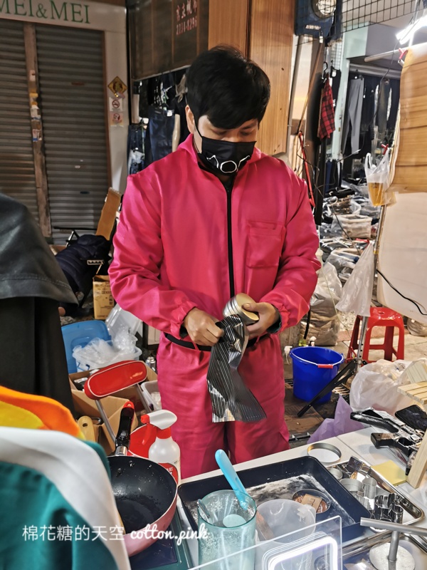 台中天津路年貨大街最後倒數，當作夜市來逛也很可以
