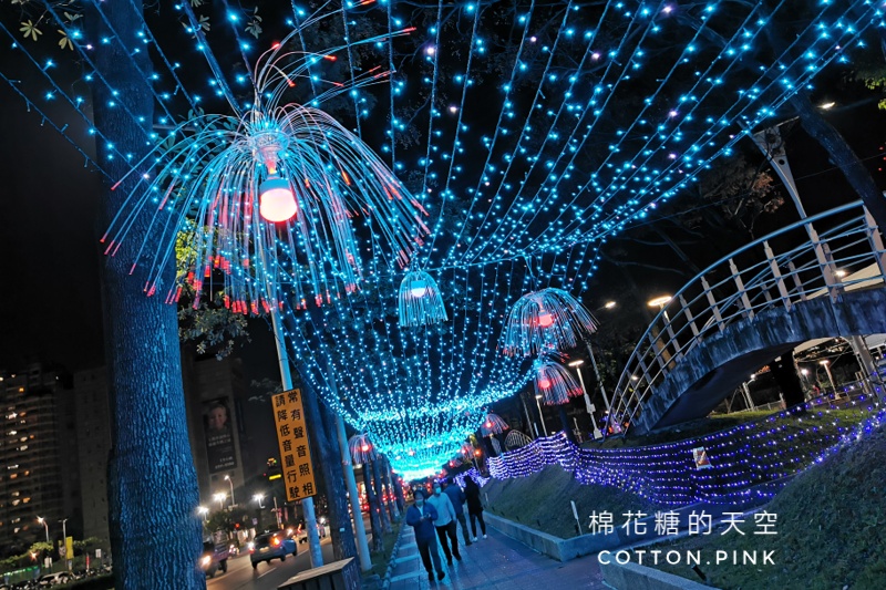 台中燈會點燈啦！虎爺主燈效果搶先看～