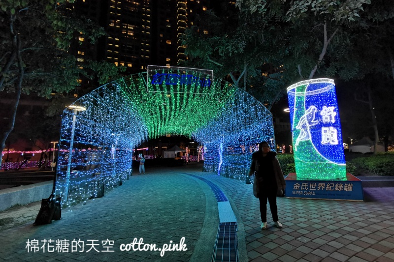 台中燈會點燈啦！虎爺主燈效果搶先看～