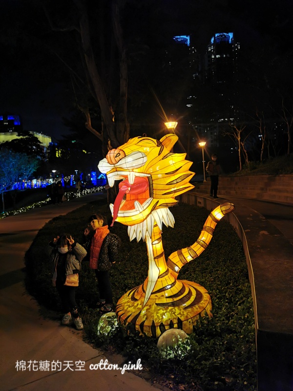 台中燈會點燈啦！虎爺主燈效果搶先看～